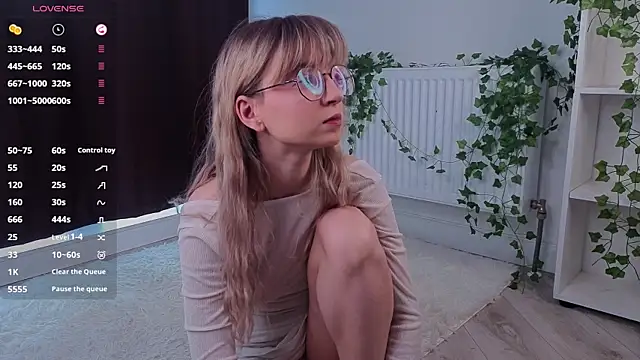 aviaveavii online show from April 2, 2026, 2:57 pm