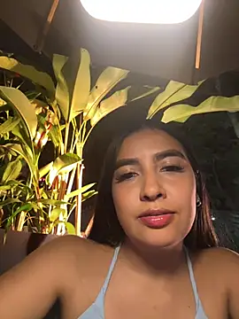 HaileyBiieber online show from April 9, 2026, 11:55 pm