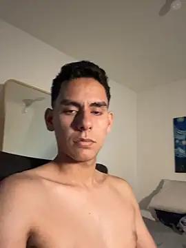 omalor online show from April 18, 2026, 8:09 pm