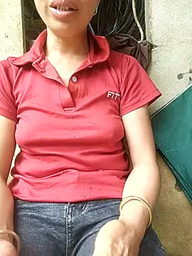 Snapshot of Lucky-beo chatting on May 18, 2026, 4:07 am Lucky-beo online show from May 18, 2026, 4:07 am