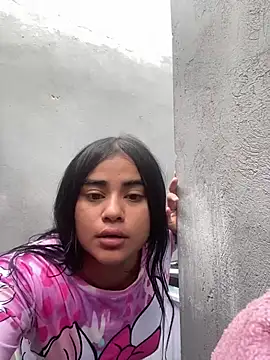 Valerials online show from April 17, 2026, 2:31 pm