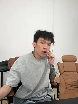 zzzzppp3 online show from April 3, 2026, 1:56 am