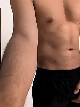 handsome-hunky online show from April 19, 2026, 7:16 pm