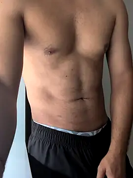 handsome-hunky online show from April 18, 2026, 8:49 am