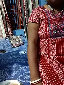 Snapshot of Curvy_Divaa chatting on May 19, 2026, 1:51 pm Curvy Divaa online show from May 19, 2026, 1:51 pm