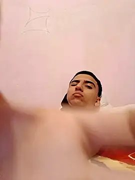 Snapshot of brytiagoBD55 chatting on April 10, 2026, 9:38 am brytiagoBD55 online show from April 10, 2026, 9:38 am