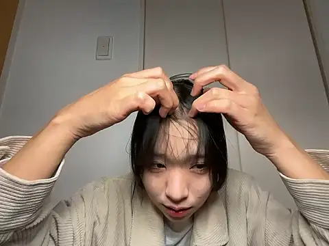 kana1199 online show from April 8, 2026, 1:01 pm