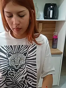 Snapshot of ImSoll_ chatting on July 7, 2026, 3:15 pm ImSoll online show from July 7, 2026, 3:15 pm