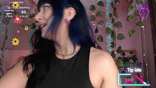 eyes moonn online show from April 1, 2026, 11:11 am