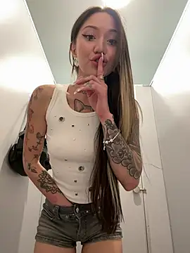 SaintSquirt online show from July 10, 2026, 11:21 am