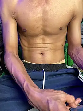 tukangcoli31 online show from April 17, 2026, 11:51 pm