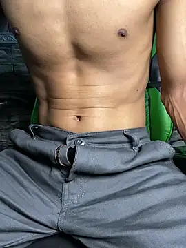 tukangcoli31 online show from April 1, 2026, 12:17 pm