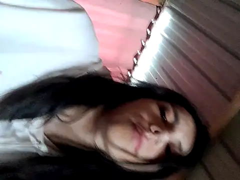 Snapshot of GinaLaFenix chatting on July 2, 2026, 2:01 pm GinaLaFenix online show from July 2, 2026, 2:01 pm