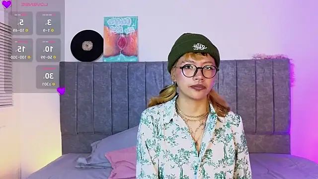 Luna Blooms online show from April 11, 2026, 11:47 am