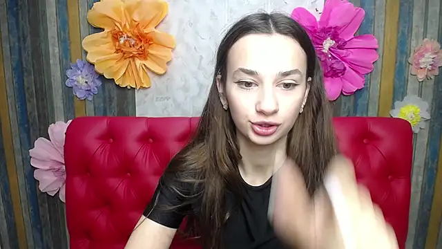 Je55icaBreeze online show from April 5, 2026, 5:03 am