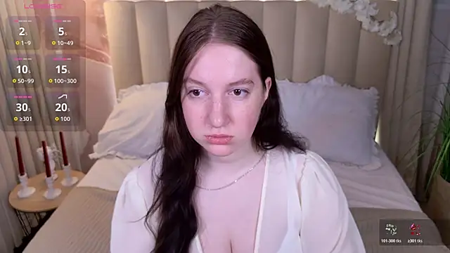 Snapshot of Elisabeth_Binder chatting on April 23, 2026, 3:35 am Elisabeth Binder online show from April 23, 2026, 3:35 am