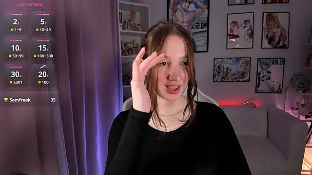 Snapshot of Elisabeth_Binder chatting on May 8, 2026, 3:43 am Elisabeth Binder online show from May 8, 2026, 3:43 am