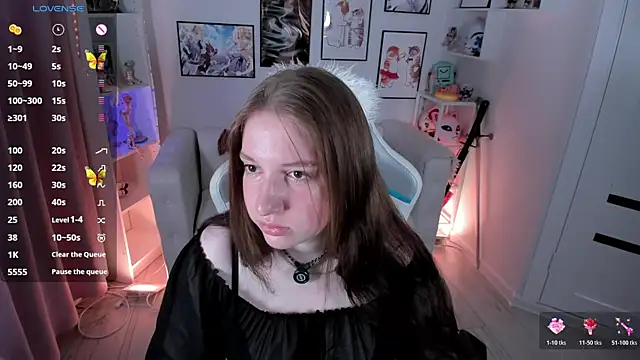 Snapshot of Elisabeth_Binder chatting on July 13, 2026, 3:28 am Elisabeth Binder online show from July 13, 2026, 3:28 am