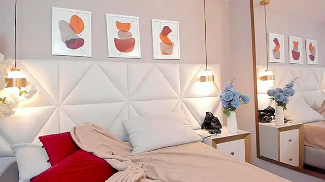 Hanna  mitsury  online show from April 1, 2026, 12:28 pm