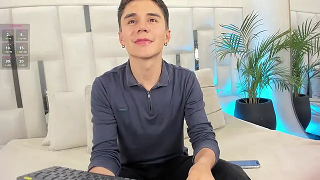 Snapshot of Juandagoom chatting on June 13, 2026, 9:35 pm Juandagoom online show from June 13, 2026, 9:35 pm