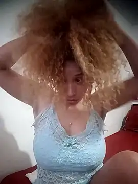 SolashLitzy Curly online show from May 19, 2026, 3:57 am