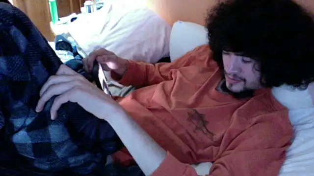 Teddy4420 online show from April 6, 2026, 4:46 am