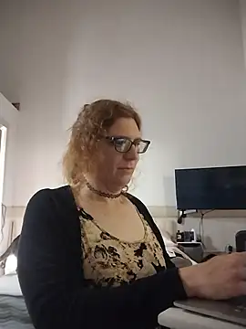 JacquelineStar online show from April 13, 2026, 1:26 pm