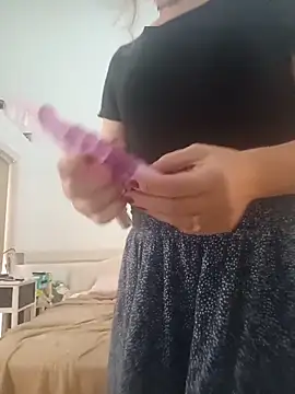 JacquelineStar online show from April 7, 2026, 5:37 pm