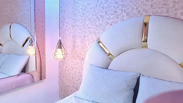 Snapshot of celestte_sm chatting on July 17, 2026, 7:11 pm celestte sm online show from July 17, 2026, 7:11 pm