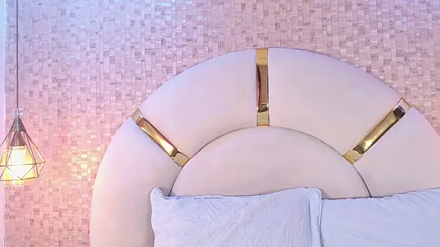 Snapshot of celestte_sm chatting on July 10, 2026, 7:14 pm celestte sm online show from July 10, 2026, 7:14 pm