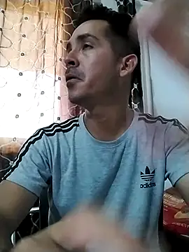 Gabriel leon33 online show from March 26, 2026, 8:07 pm