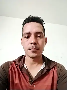Snapshot of Gabriel_leon33 chatting on June 6, 2026, 8:36 pm Gabriel leon33 online show from June 6, 2026, 8:36 pm