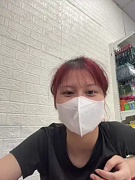 Bethiencute online show from April 22, 2026, 9:38 am