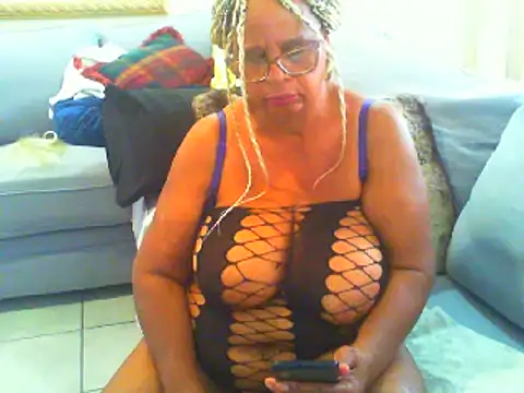 cocosugar online show from January 15, 2025, 3:54 am