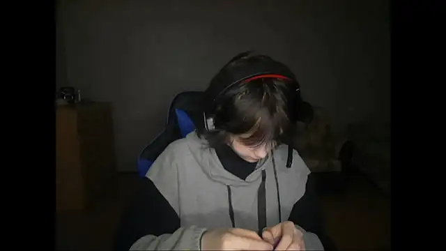 ShaynaLinley online show from April 11, 2026, 9:18 pm