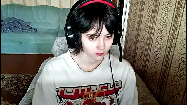 ShaynaLinley online show from March 26, 2026, 10:35 am