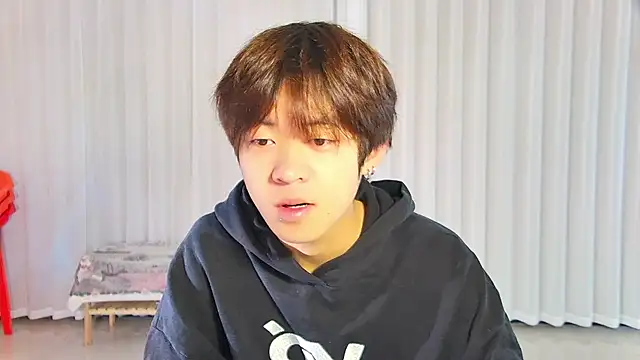 buding-001 online show from April 5, 2026, 6:09 am