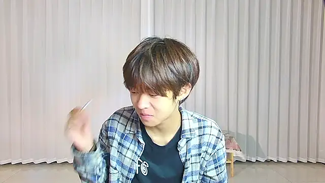 buding-001 online show from April 4, 2026, 10:00 am