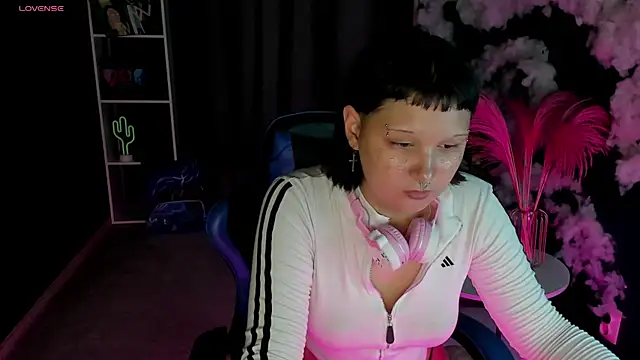 Amelia goth online show from June 4, 2026, 10:53 am