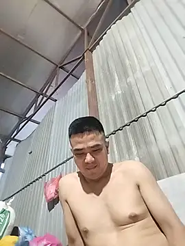 Snapshot of Tinh_love chatting on July 1, 2026, 11:43 am Tinh love online show from July 1, 2026, 11:43 am