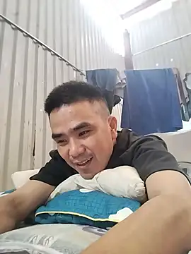 Snapshot of Tinh_love chatting on July 5, 2026, 2:27 am Tinh love online show from July 5, 2026, 2:27 am