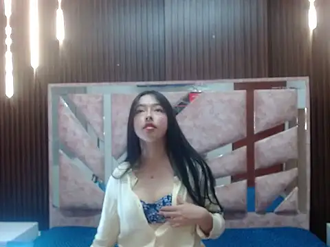 salethjonescl202 online show from March 26, 2026, 6:39 pm