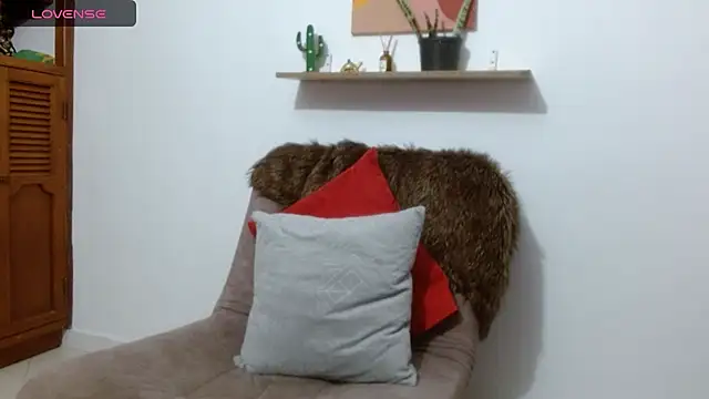 ivanna dl online show from April 18, 2026, 1:08 am