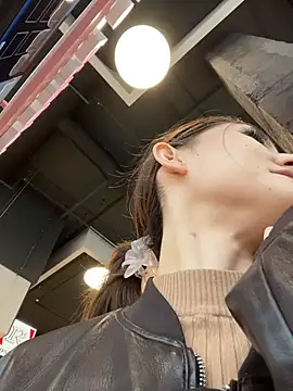 AnitaFly online show from April 3, 2026, 10:54 am