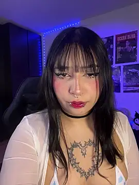 Snapshot of Hinataaa_ chatting on June 16, 2026, 3:50 am Hinataaa online show from June 16, 2026, 3:50 am
