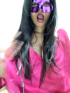 Snapshot of MELONSQUEEN chatting on May 1, 2026, 9:31 pm MELONSQUEEN online show from May 1, 2026, 9:31 pm