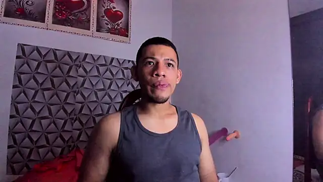 Snapshot of Benjamin_lich chatting on May 20, 2026, 7:33 pm Benjamin lich online show from May 20, 2026, 7:33 pm