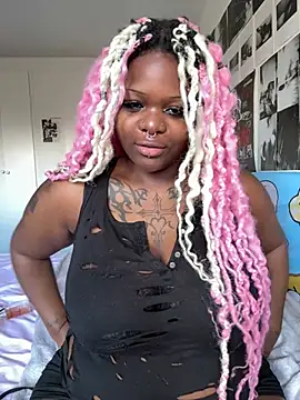 Nyla xox online show from April 5, 2026, 12:23 pm