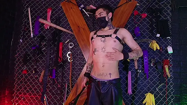 Chuky BDSM  online show from March 26, 2026, 9:13 pm