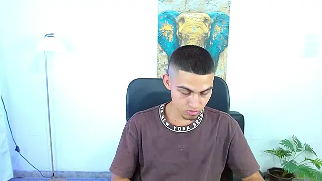 lucass 18 online show from April 6, 2026, 9:16 pm